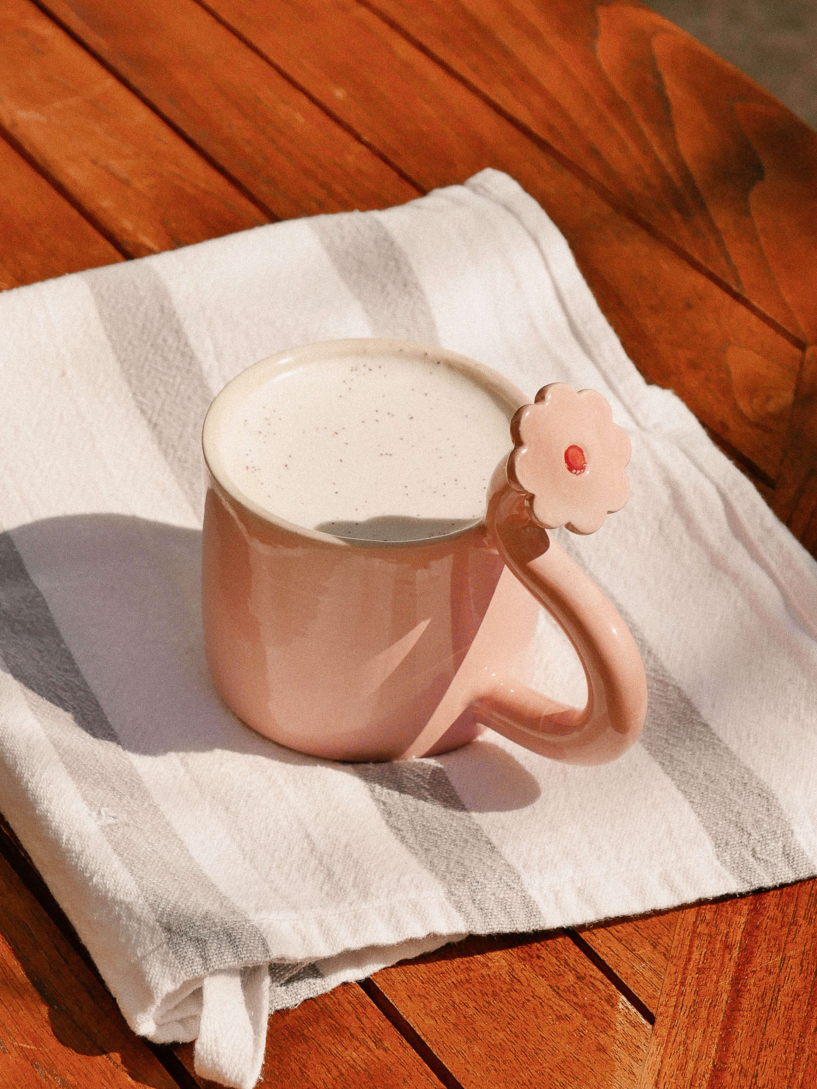 FIELD HANDMADE CERAMIC MUG  - jeje.things
