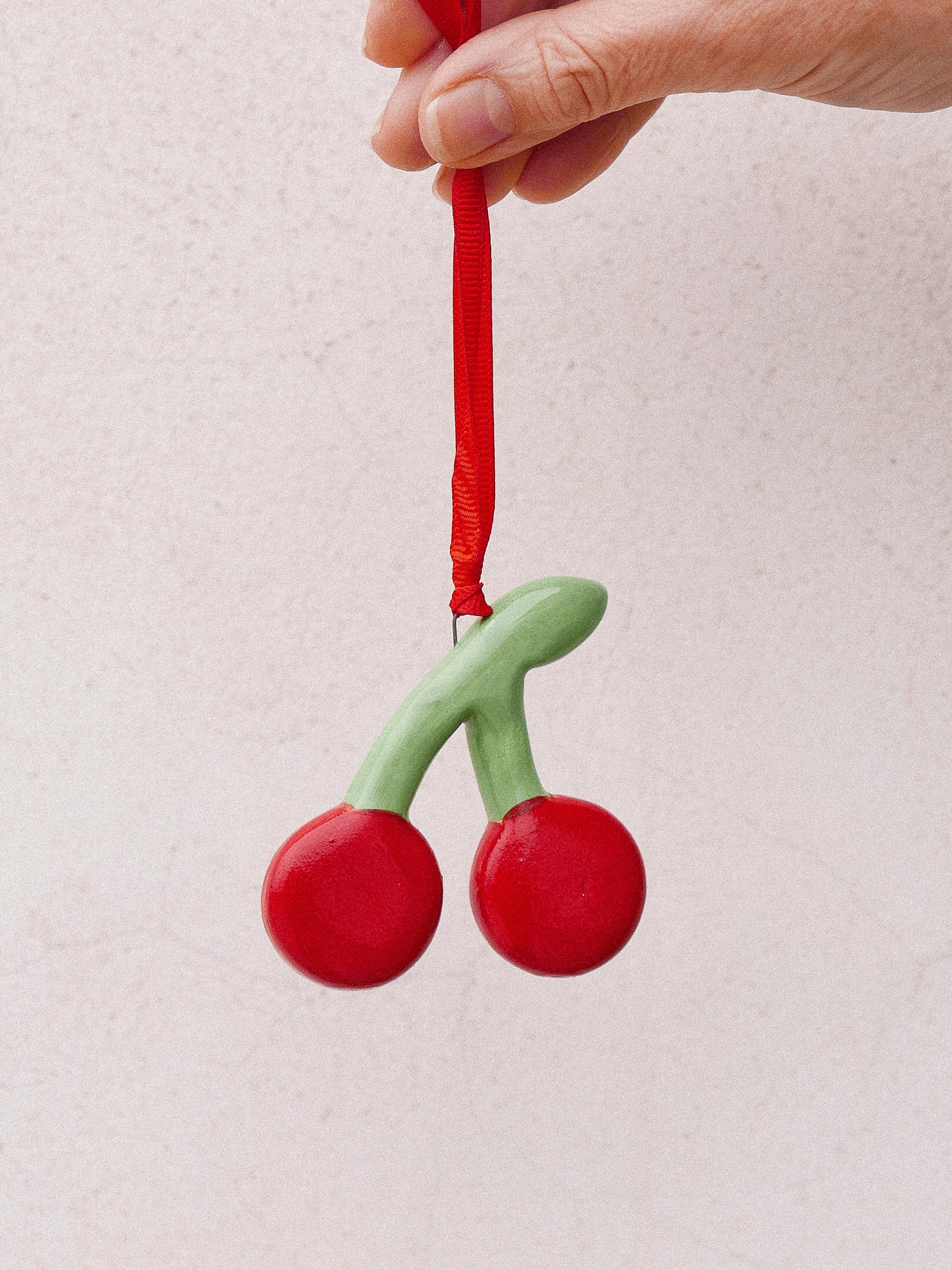 CHERRIES HANDMADE CHRISTMAS ORNAMENT - jeje.things