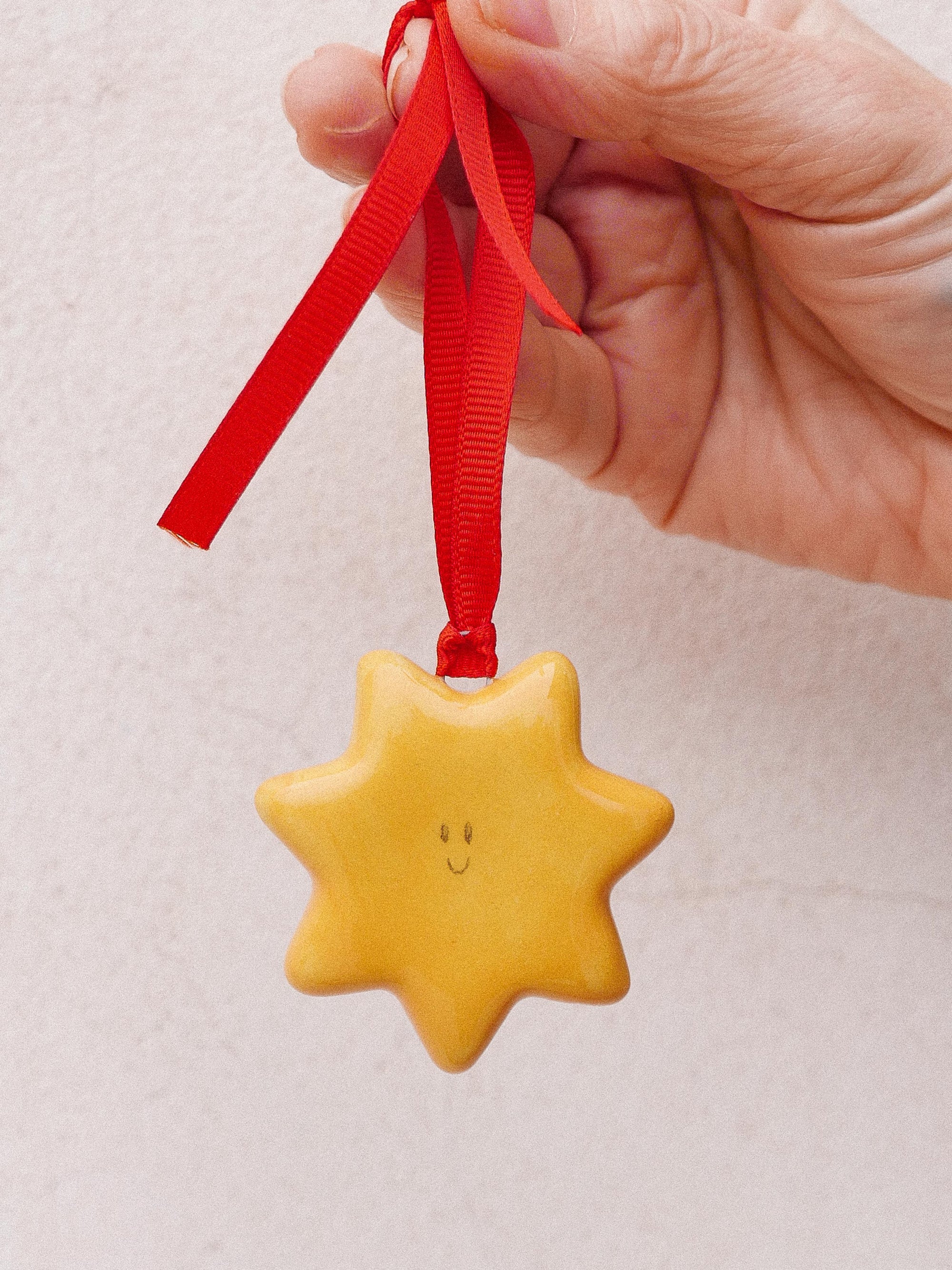 STAR HANDMADE CHRISTMAS ORNAMENT - jeje.things