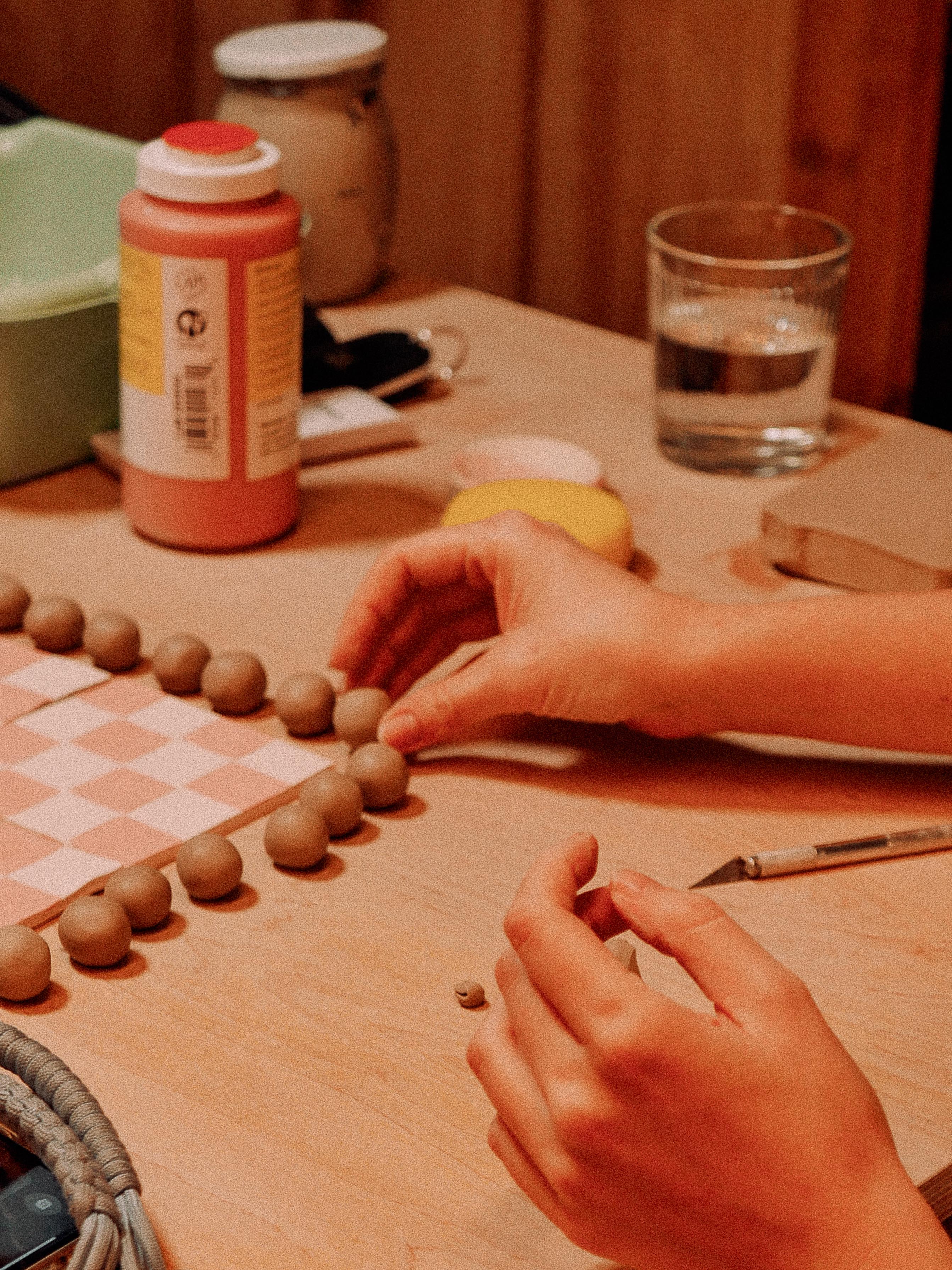Clases continuas de modelado en cerámica - Elda
