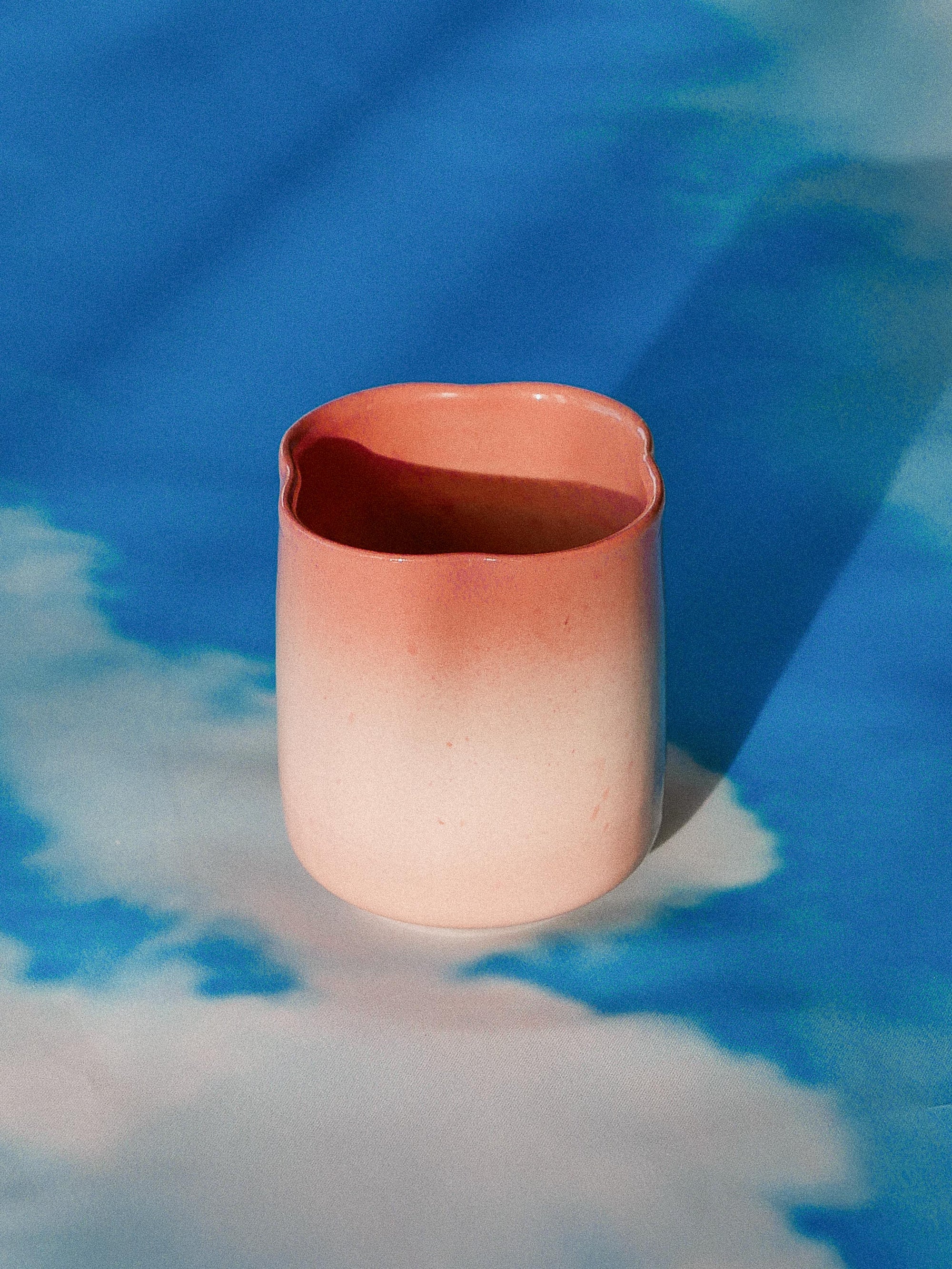 FADE HANDMADE CERAMIC TUMBLER  - jeje.things