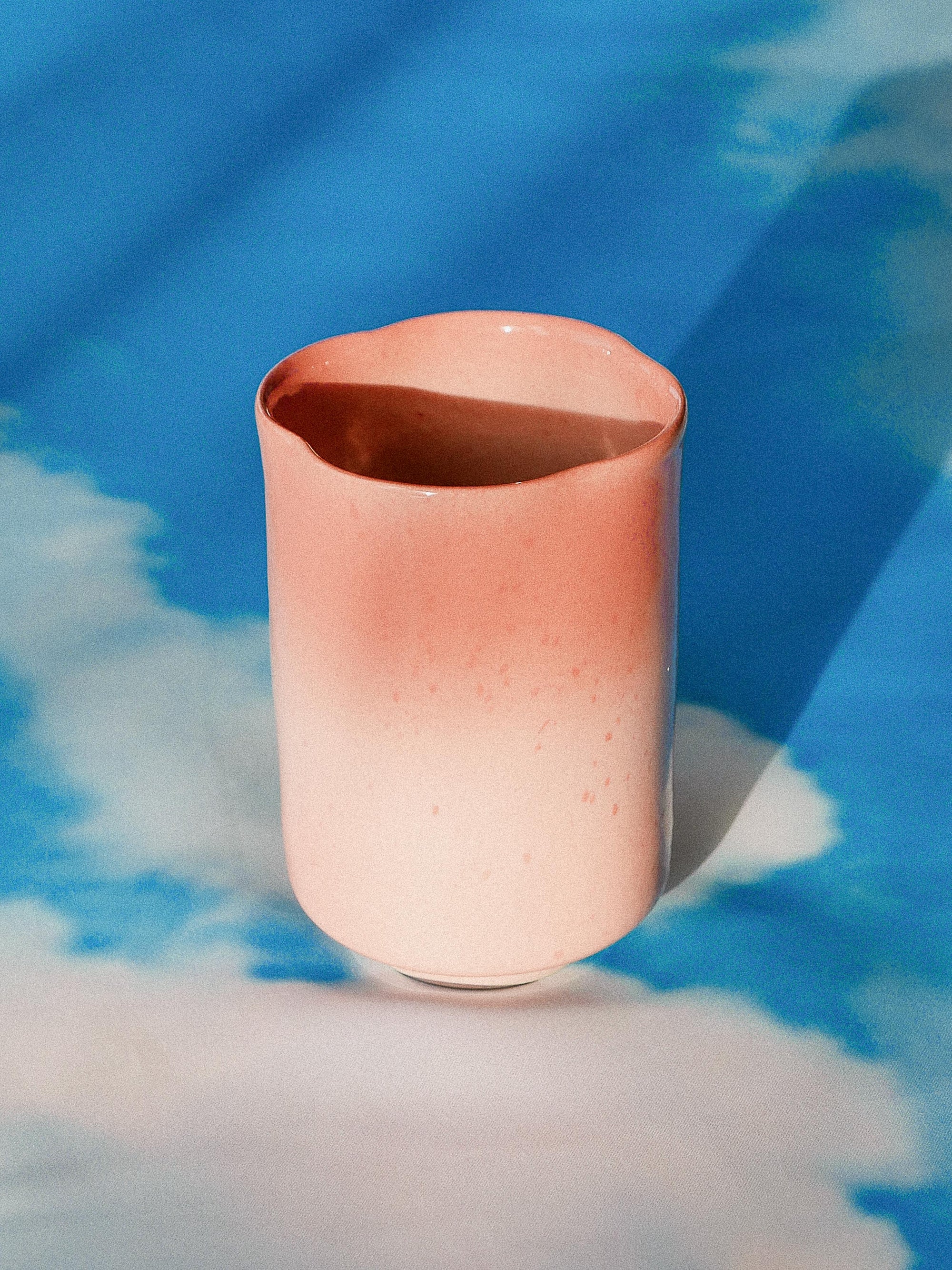 FADE HANDMADE CERAMIC TUMBLER  - jeje.things